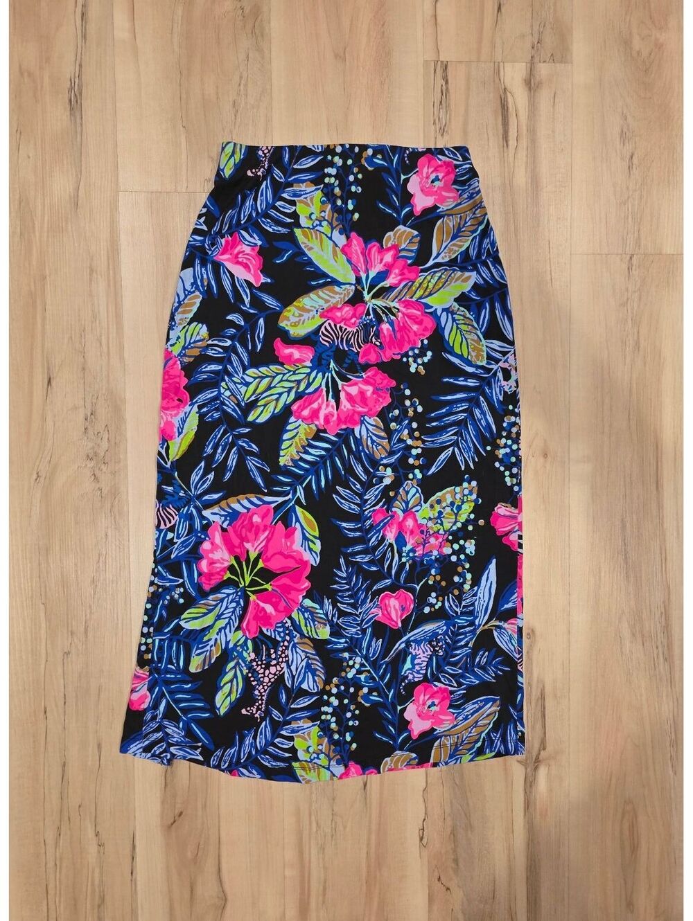Lilly Pulitzer Floral Midi Skirt with Side Slit XXS - Picture 4 of 5